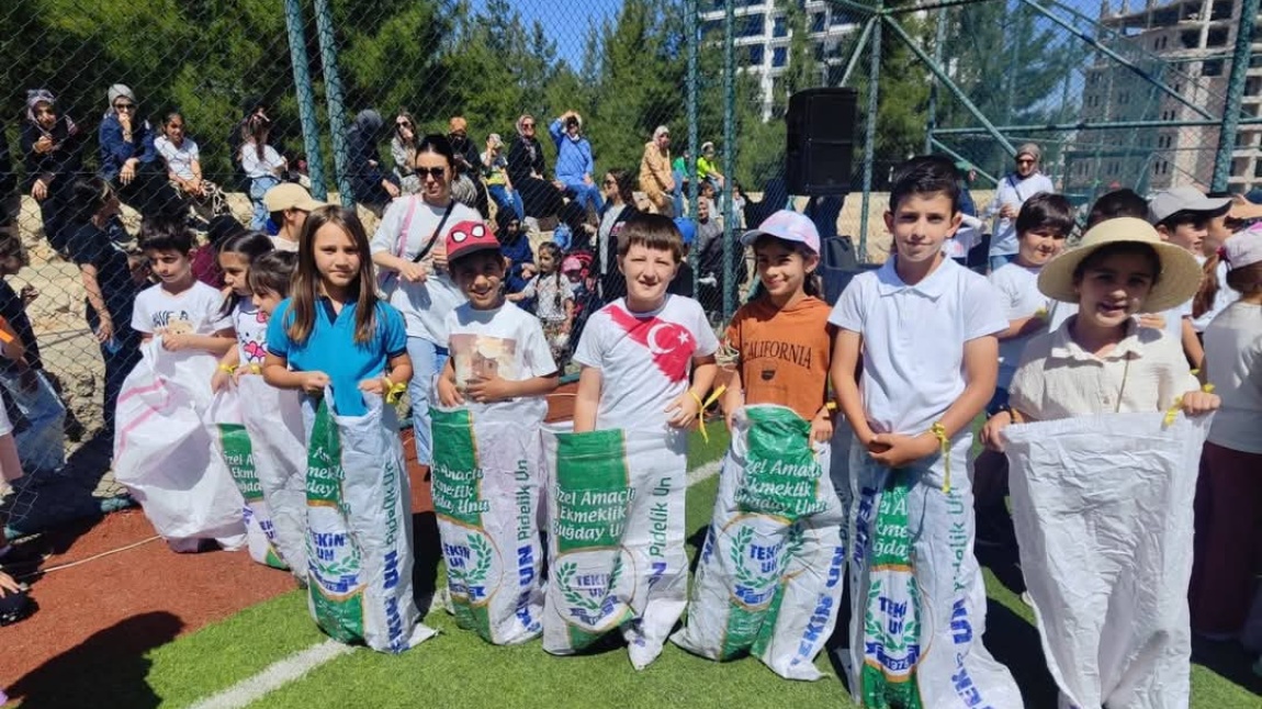 Geleneksel Çocuk Oyunları Festivali ve Kermesimiz